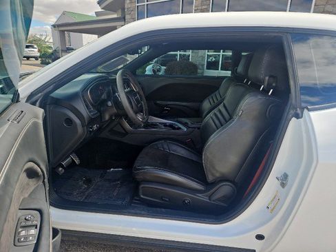 Used 2020 Dodge Challenger SRT Hellcat Redeye image 11