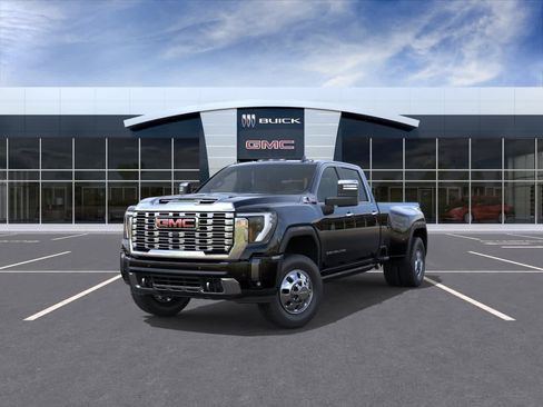 New 2026 GMC Sierra 3500 Denali w/ Denali Reserve Package AWD/4WD image 8
