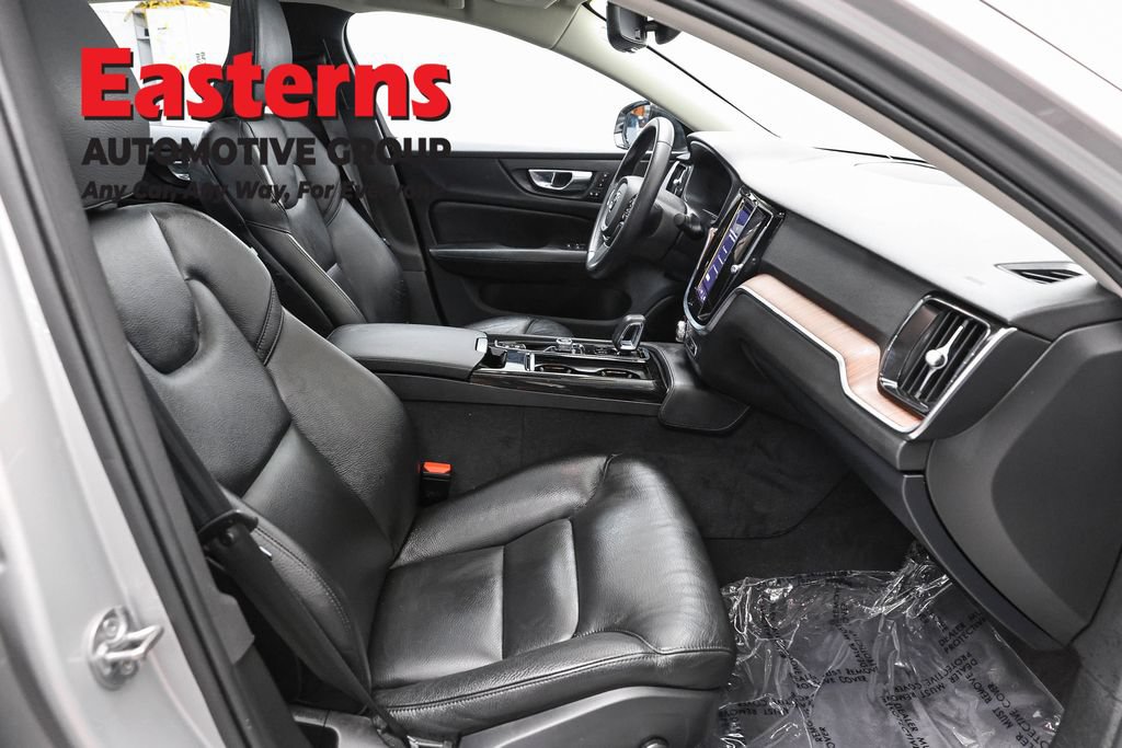 Used 2023 Volvo S60 T8 Plus AWD/4WD image 25