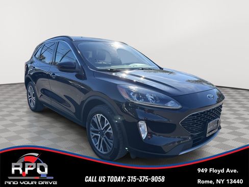 Used 2020 Ford Escape SEL image 7