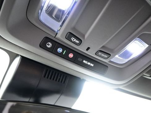 Used 2025 Chevrolet Silverado 1500 RST w/ Z71 Off-Road Package image 30