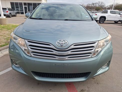 Used 2012 Toyota Venza XLE image 9