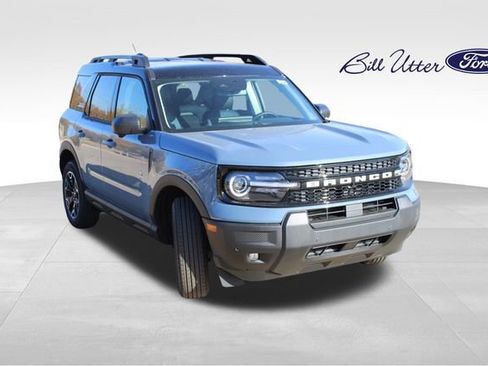 New 2025 Ford Bronco Sport Outer Banks w/ Outer Banks Tech Package+ image 2