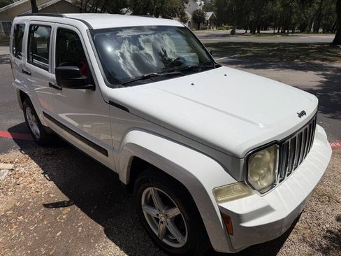 Used 2012 Jeep Liberty Sport RWD image 7