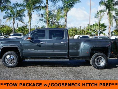 Used 2019 GMC Sierra 3500 Denali image 5