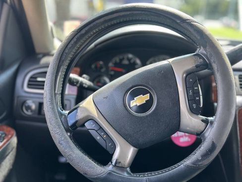 Used 2011 Chevrolet Tahoe LT image 11