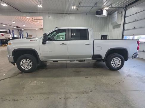 Used 2022 Chevrolet Silverado 3500 LT w/ Convenience Package AWD/4WD image 5
