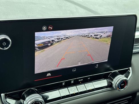 New 2026 GMC Canyon Elevation w/ LPO, Black Badging Package RWD image 14