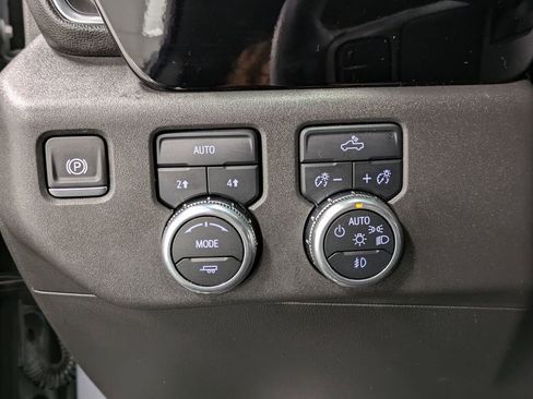 Used 2024 GMC Sierra 1500 Elevation image 22