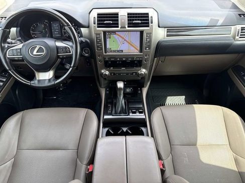 Used 2021 Lexus GX 460 Premium w/ Premium Package AWD/4WD image 13