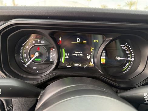 Used 2024 Jeep Wrangler Unlimited Rubicon 4xe image 11