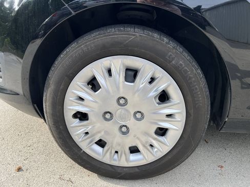 Used 2016 Ford Fiesta S image 23