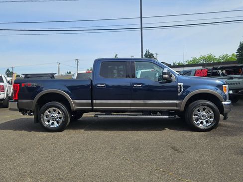 Used 2019 Ford F350 Lariat w/ Lariat Ultimate Package AWD/4WD image 6