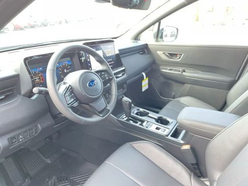 Used 2026 Subaru Outback Limited image 12