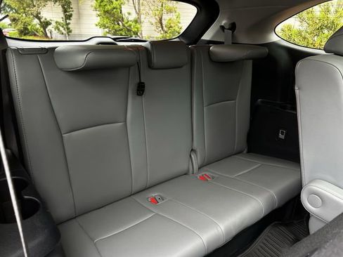 Used 2021 Toyota Highlander Platinum AWD/4WD image 36