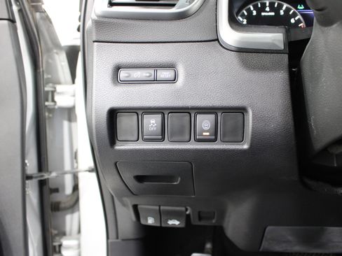 Used 2023 Nissan Murano SV AWD/4WD image 8
