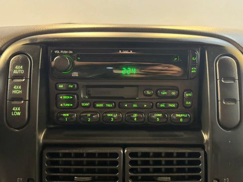 Used 2002 Ford Explorer XLS AWD/4WD image 13