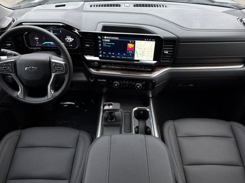 New 2026 Chevrolet Silverado 1500 LT Trail Boss w/ Safety Package image 17