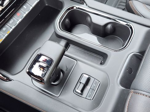 New 2026 GMC Sierra 1500 AT4 w/ AT4 Premium Package image 16