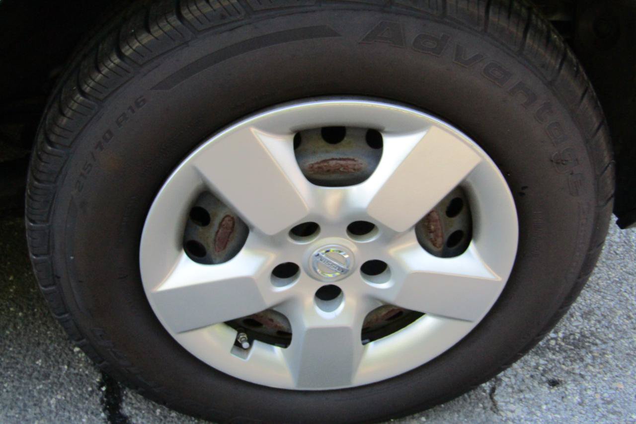 Used 2013 Nissan Rogue S AWD/4WD image 31