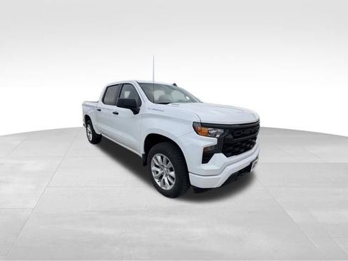 Used 2026 Chevrolet Silverado 1500 Custom AWD/4WD image 4