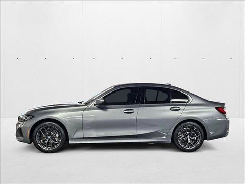 Used 2025 BMW 330i Sedan w/ Convenience Package image 5