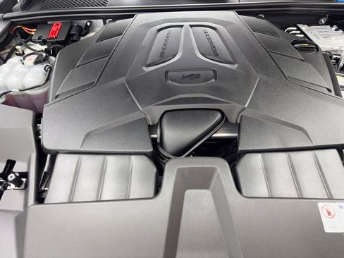 Used 2024 Porsche Cayenne Coupe image 75