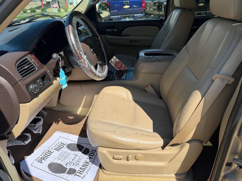 Used 2007 GMC Yukon XL Denali AWD/4WD image 11