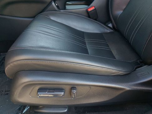 Certified 2023 Honda HR-V EX-L image 29