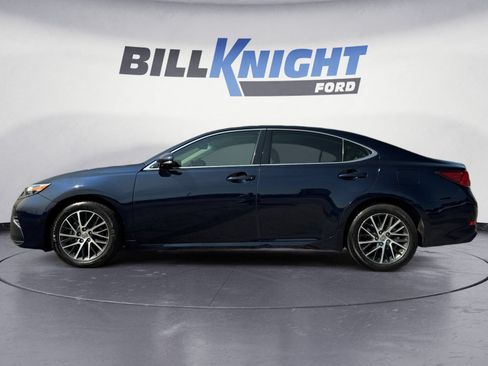 Used 2016 Lexus ES 350 w/ Luxury Package w/Wood Trim FWD image 2