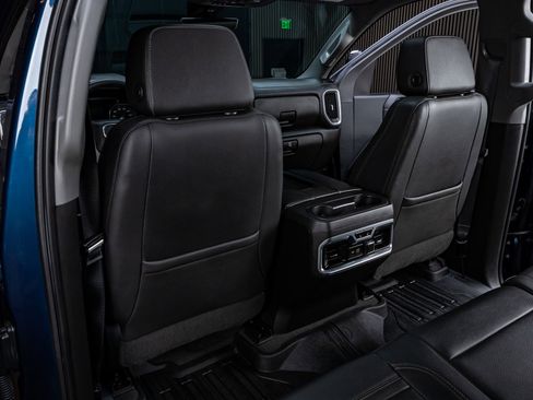 Used 2021 GMC Sierra 2500 Denali w/ Denali Ultimate Package image 33