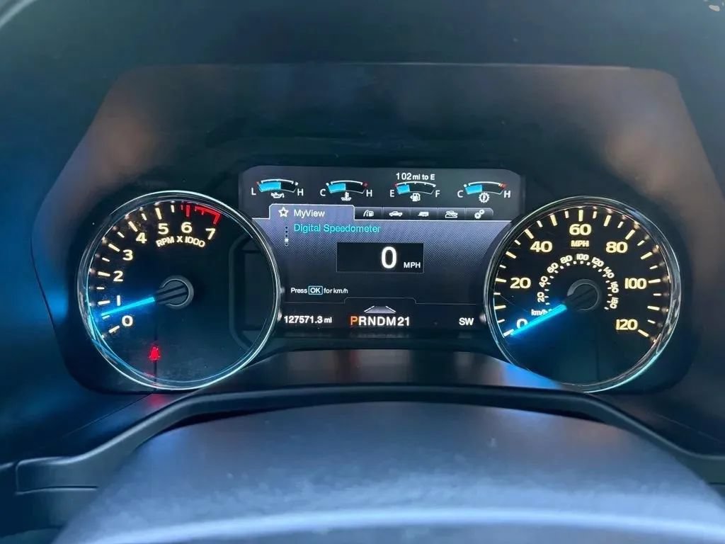 Used 2016 Ford F150 Lariat w/ Equipment Group 502A Luxury RWD image 26
