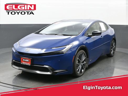 Used 2024 Toyota Prius XLE image 1