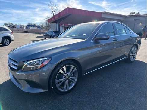 Used 2019 Mercedes-Benz C 300 Sedan w/ Premium Package image 3