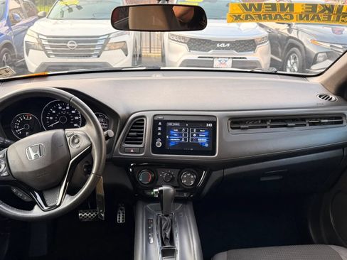 Used 2022 Honda HR-V Sport image 14
