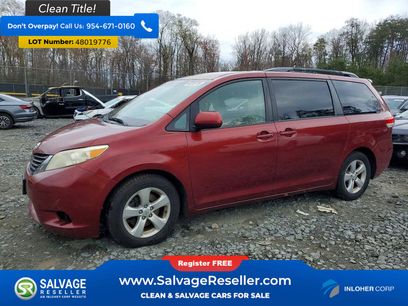 Used 2011 Toyota Sienna LE w/ Towing Pkg