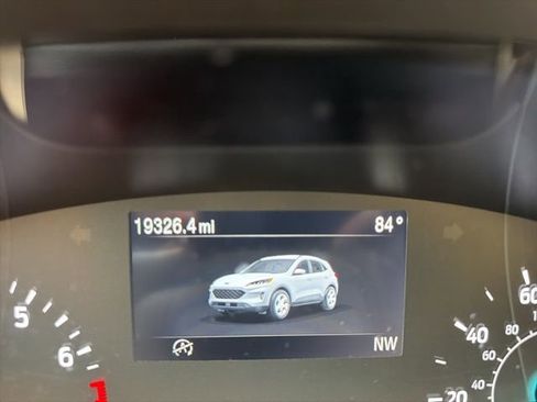 Certified 2022 Ford Escape SE w/ SE Sport Appearance Package FWD image 12