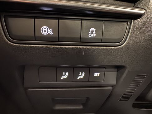 Used 2024 MAZDA MAZDA3 s image 13