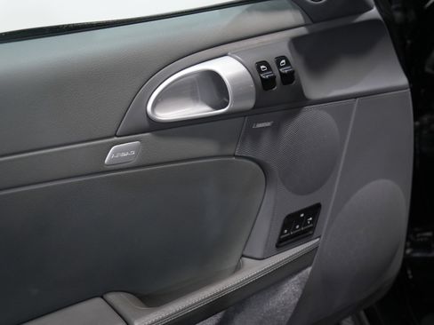 Used 2006 Porsche Cayman S image 23