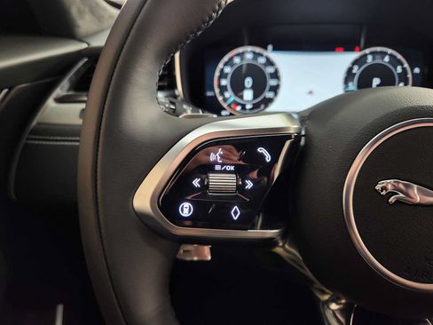 New 2026 Jaguar F-PACE R-Dynamic S AWD/4WD image 45