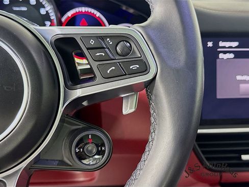 Used 2022 Porsche Cayenne E-Hybrid Coupe image 14