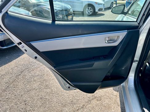 Used 2016 Toyota Corolla LE FWD image 22