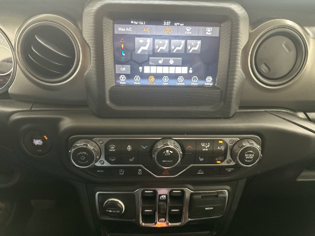 Used 2023 Jeep Wrangler Unlimited Sport AWD/4WD image 25