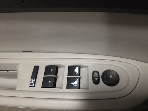 Used 2008 GMC Acadia SLT w/ Convenience Package image 19