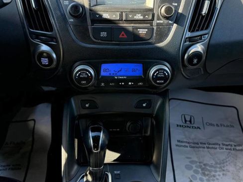 Used 2014 Hyundai Tucson Limited image 16