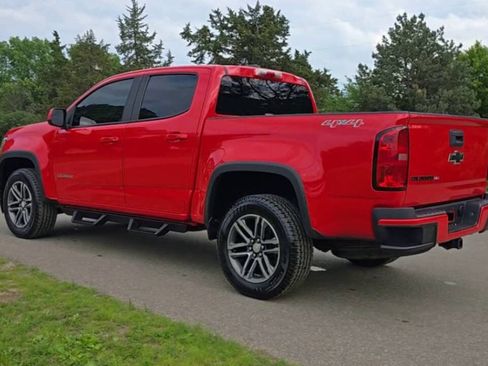 Used 2019 Chevrolet Colorado W/T w/ Custom Special Edition image 3