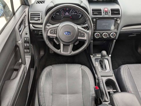 Used 2018 Subaru Forester 2.5i Touring w/ Popular Package #2 AWD/4WD image 17