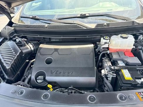 Certified 2024 Buick Enclave Essence w/ Sport Touring Edition FWD image 29