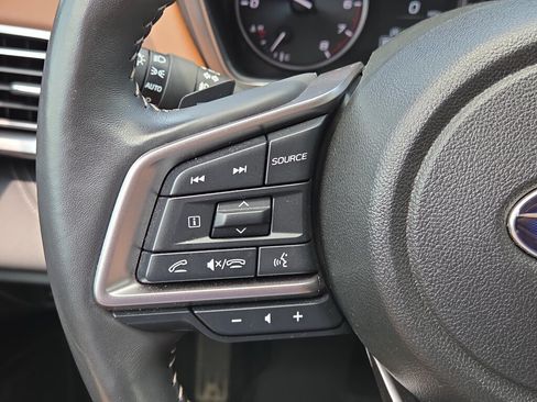 Used 2025 Subaru Outback Touring XT AWD/4WD image 20