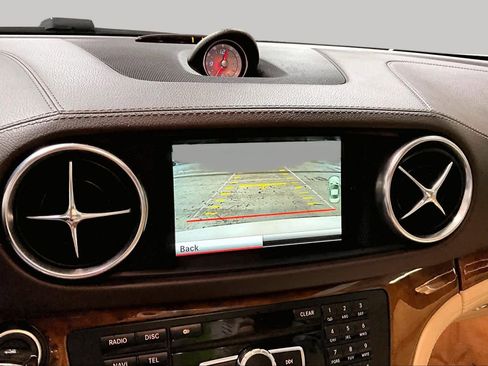 Used 2014 Mercedes-Benz SL 550 image 27